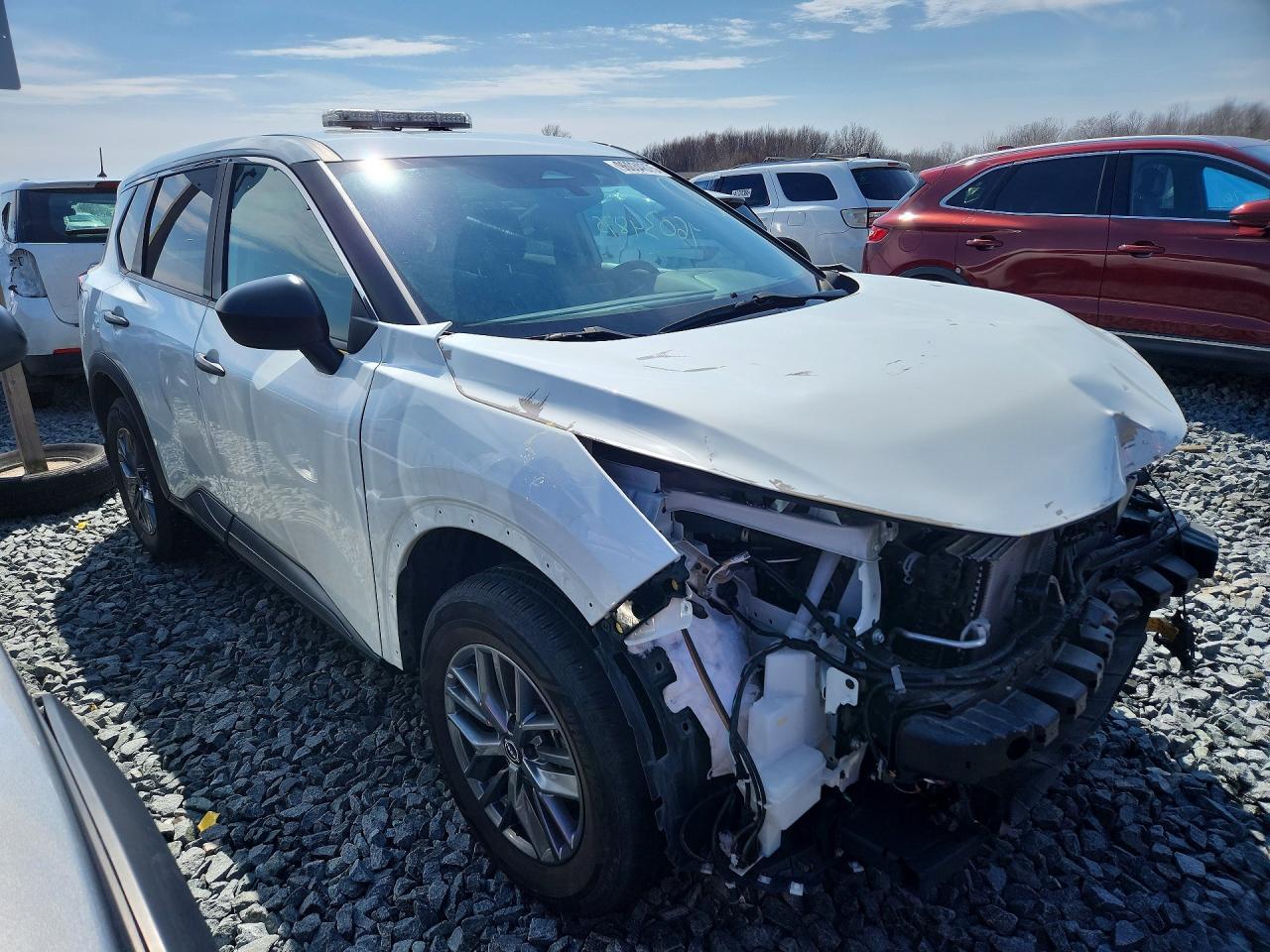 2023 Nissan Rogue S - Image 4