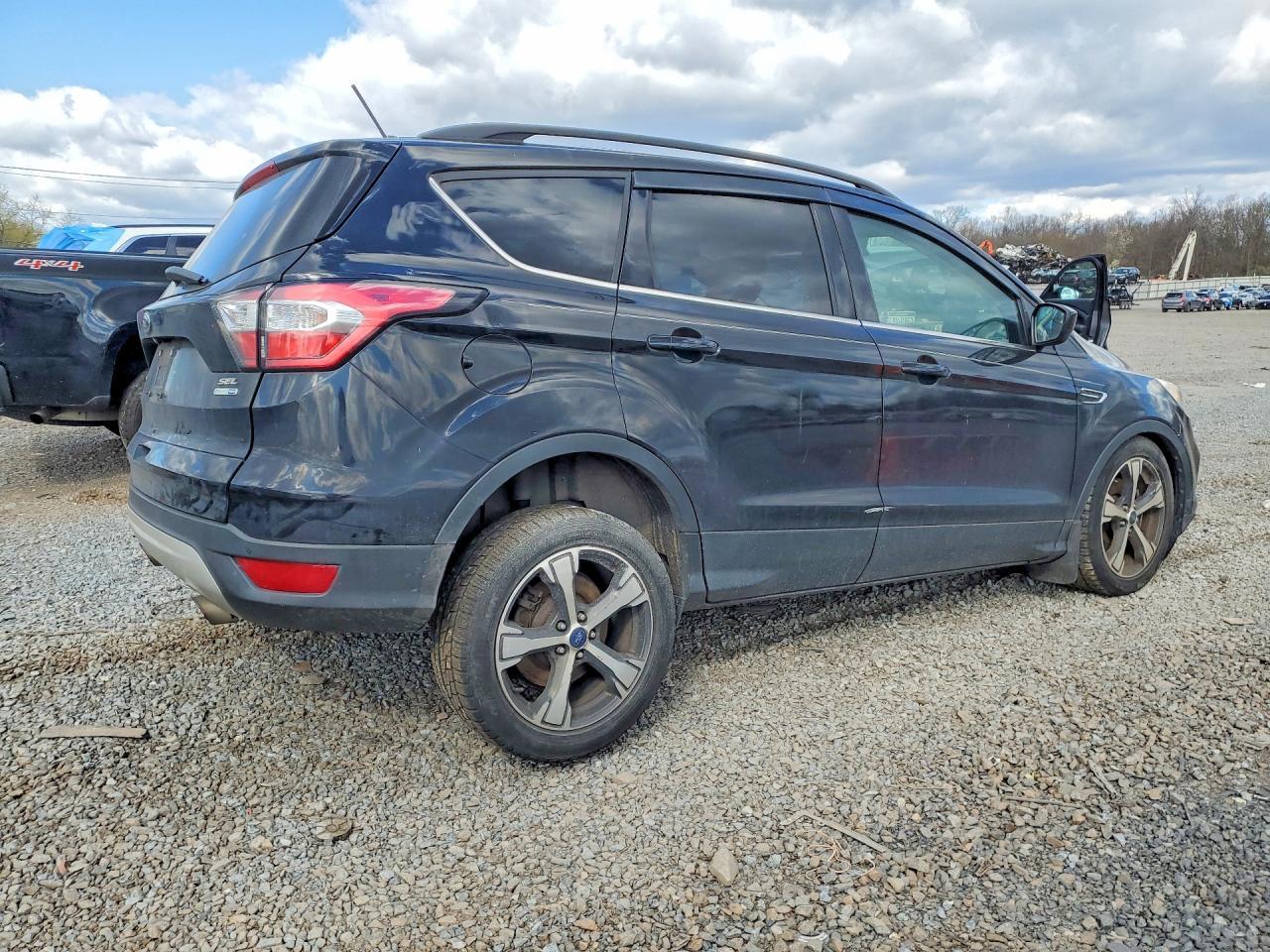2018 Ford Escape Sel - Image 3