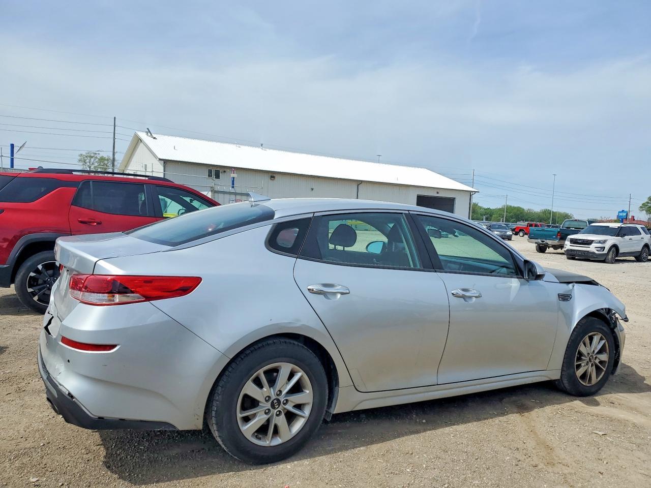 2019 Kia Optima Lx - Image 3