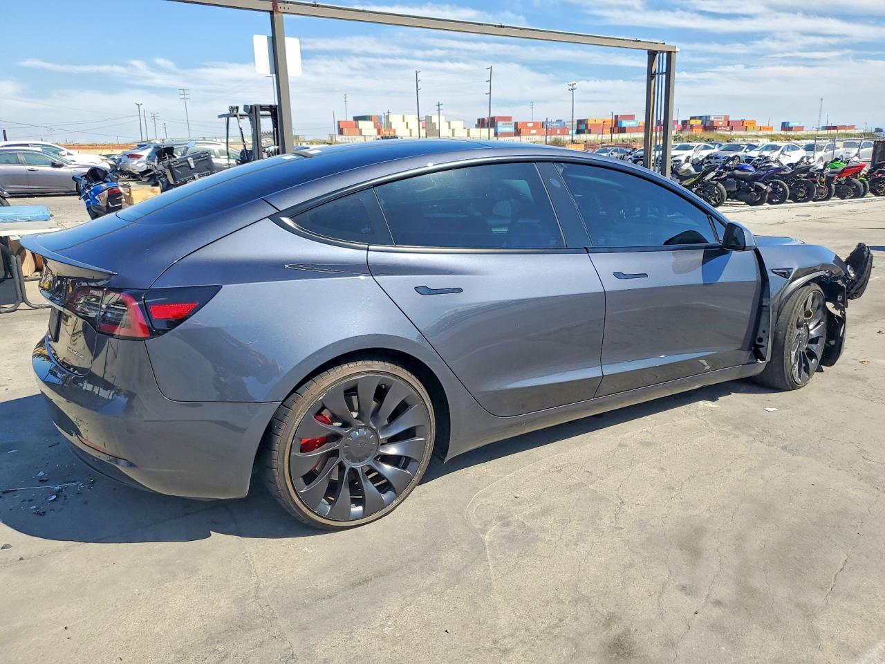 2023 Tesla Model 3 - Image 3