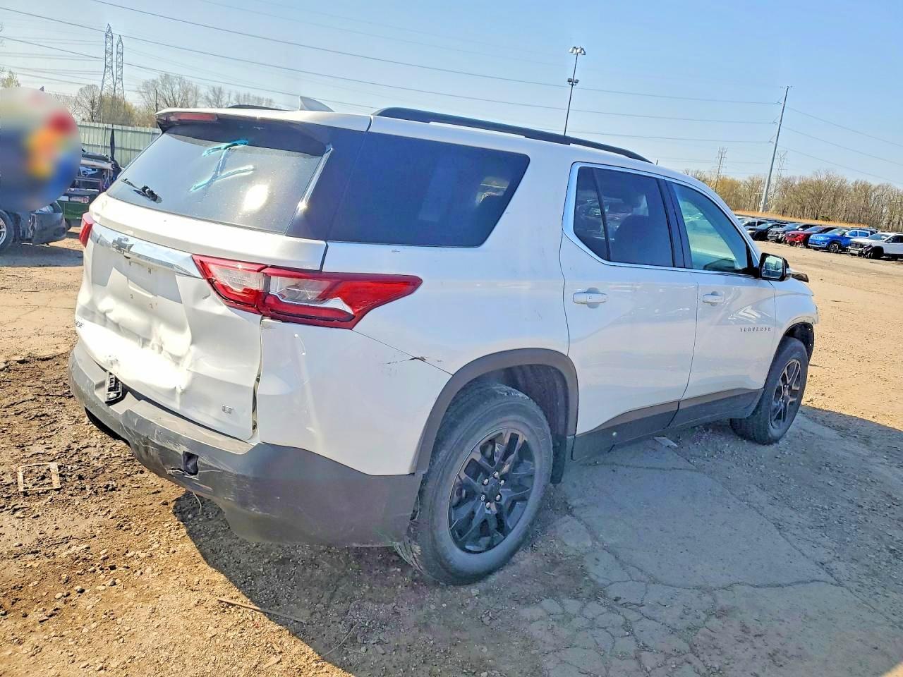 2019 Chevrolet Traverse Lt - Фото 3