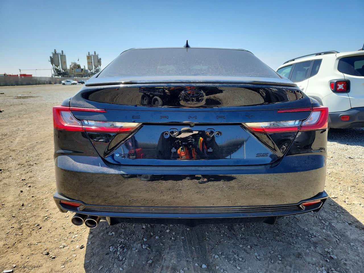 2026 Toyota Camry Nightshade - Фото 6
