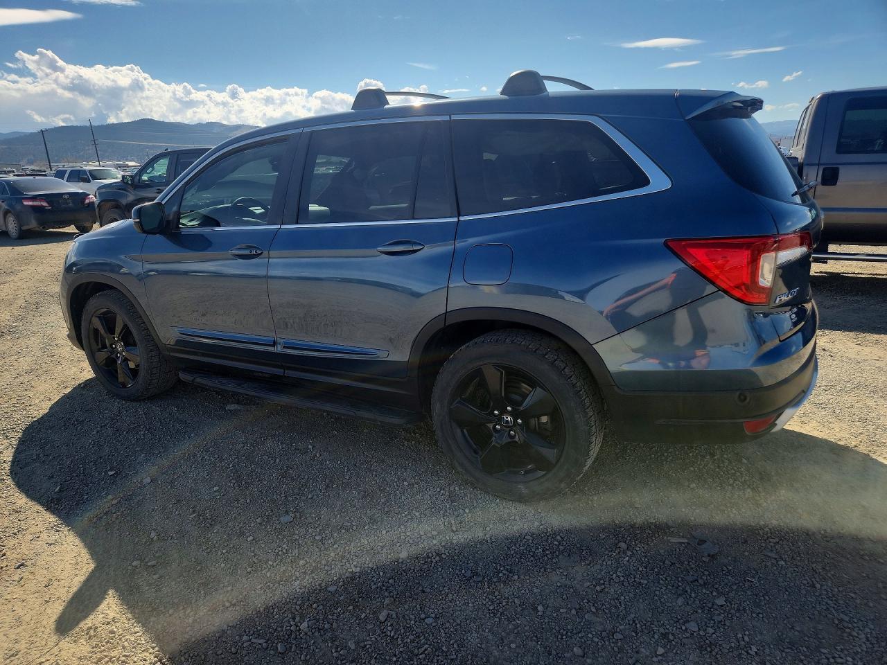 2020 Honda Pilot - Image 2