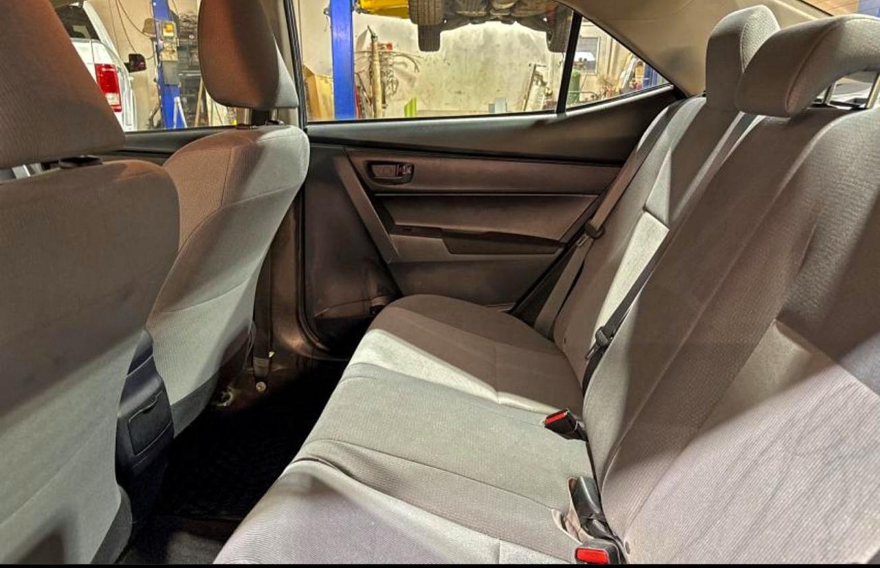 2017 Toyota Corolla L - Фото 6