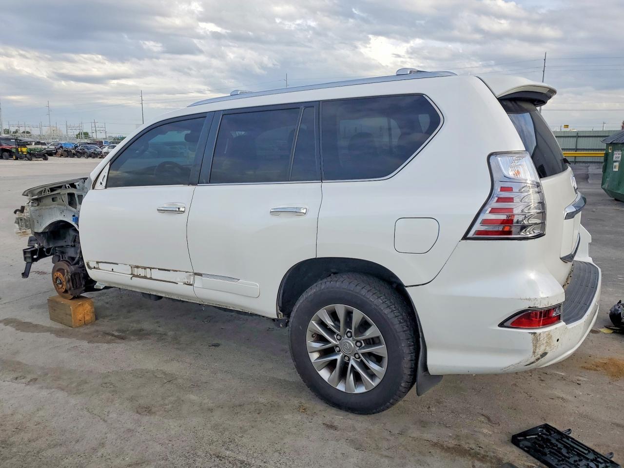 2017 Lexus Gx 460 Luxury - Фото 2