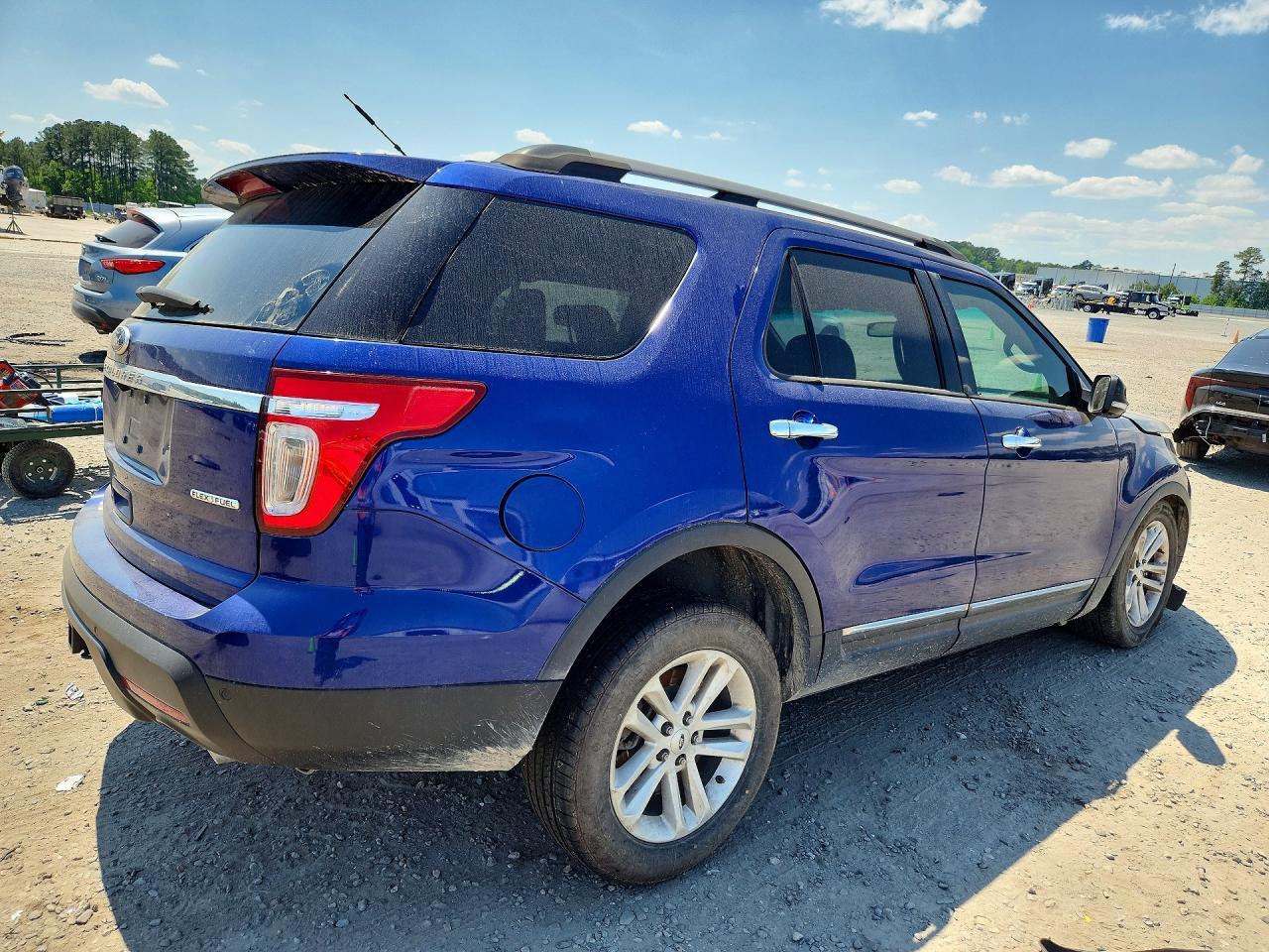 2014 Ford Explorer Xlt - Фото 3