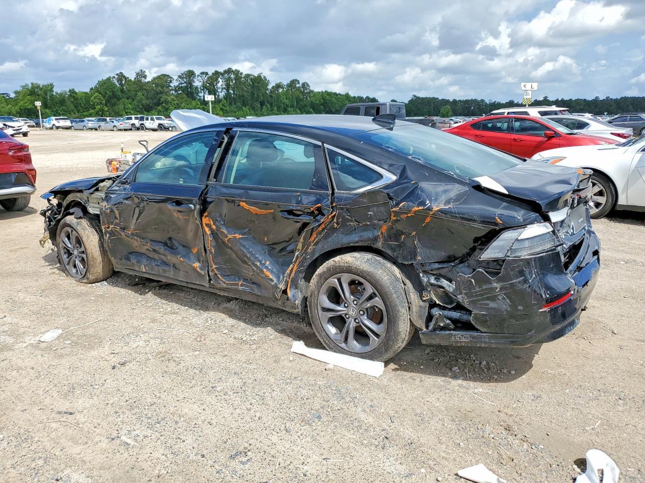 2025 Honda Accord Hybrid Exl - Image 2