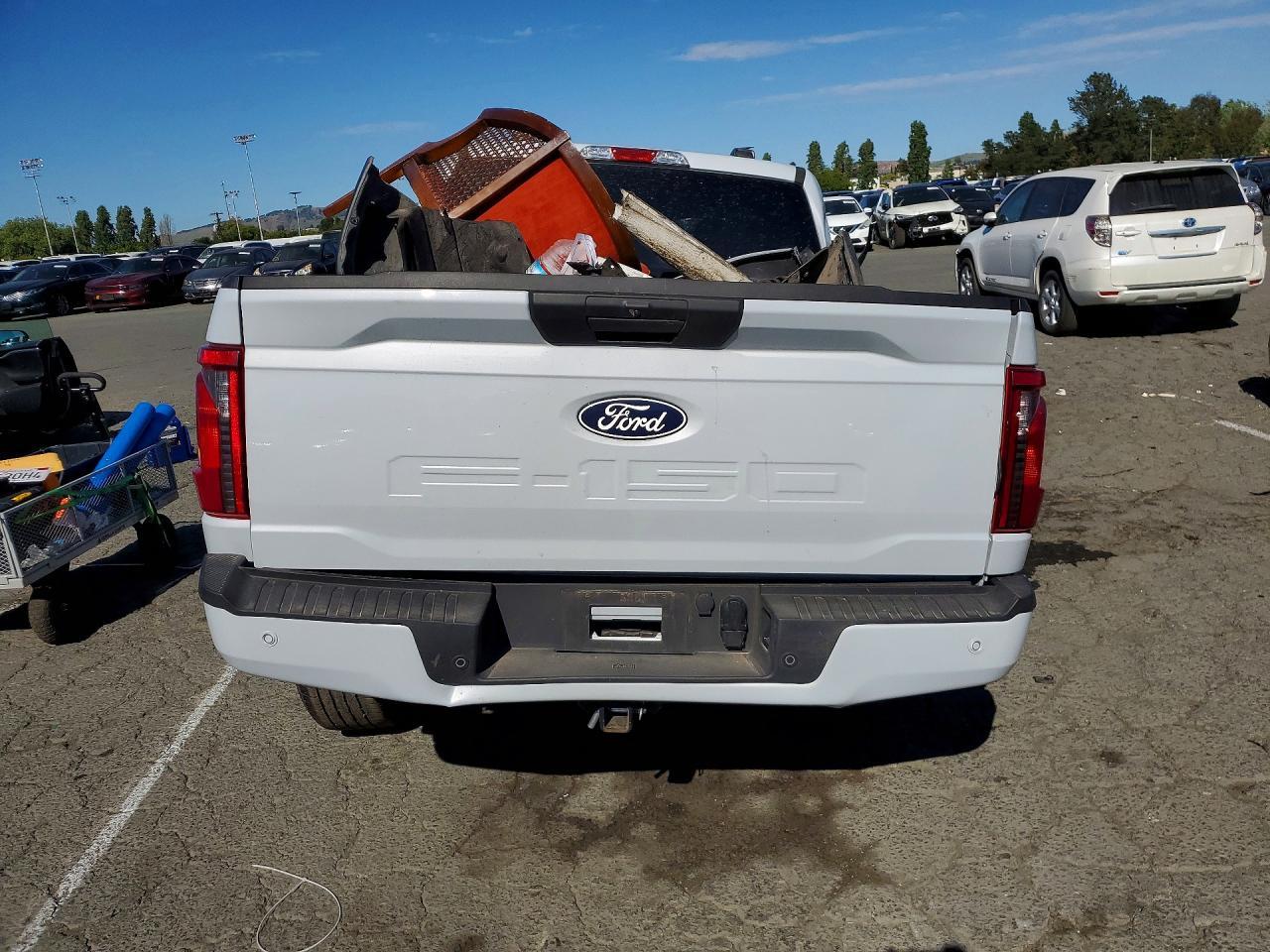 2025 Ford F150 - Фото 6