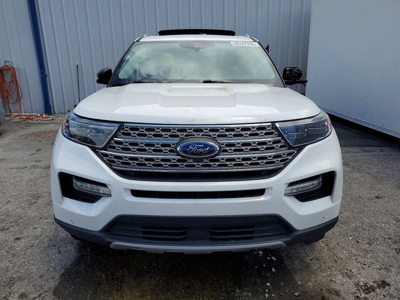 2022 Ford Explorer Limited - Image 5