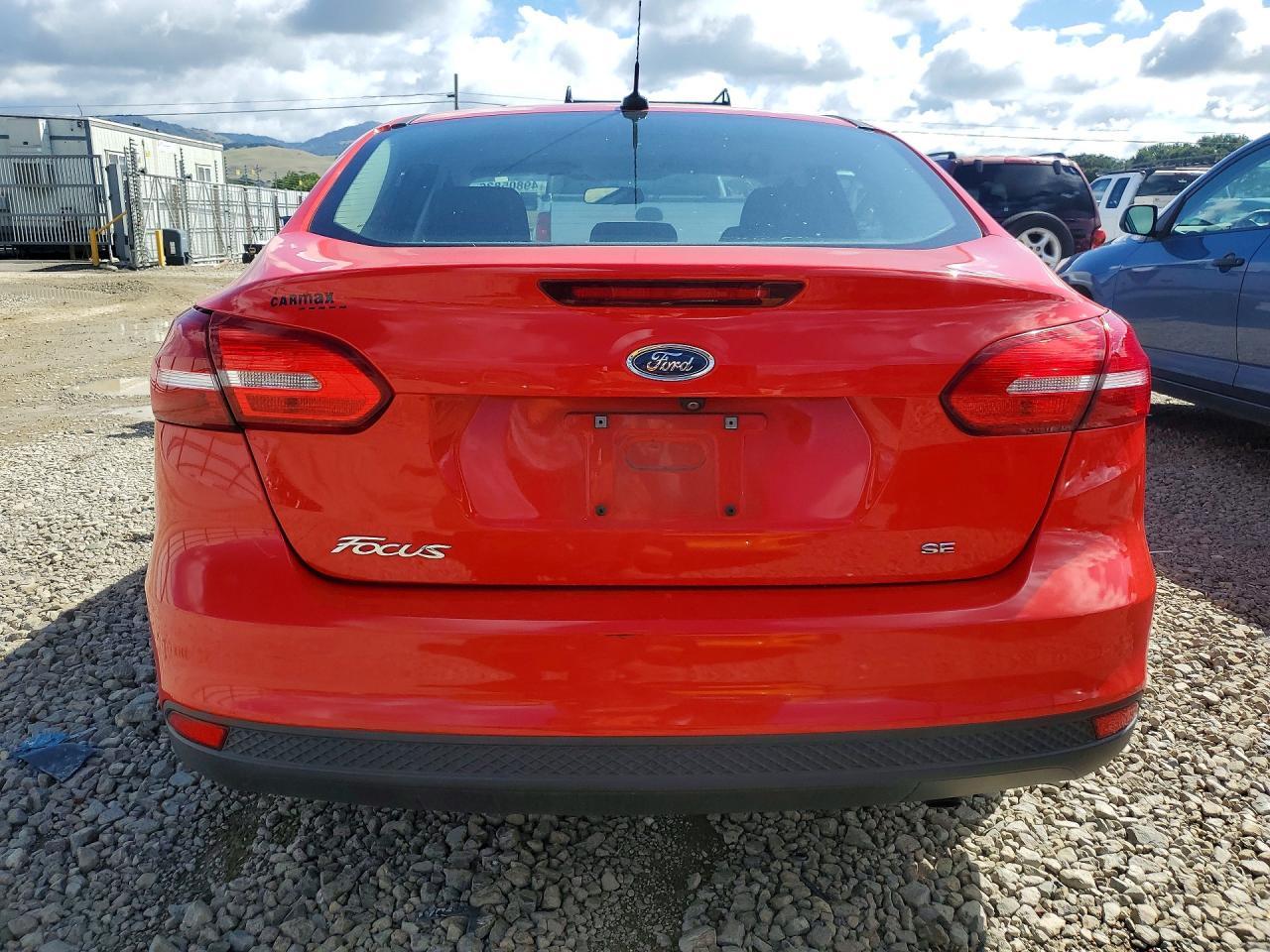 2017 Ford Focus Se - Image 6