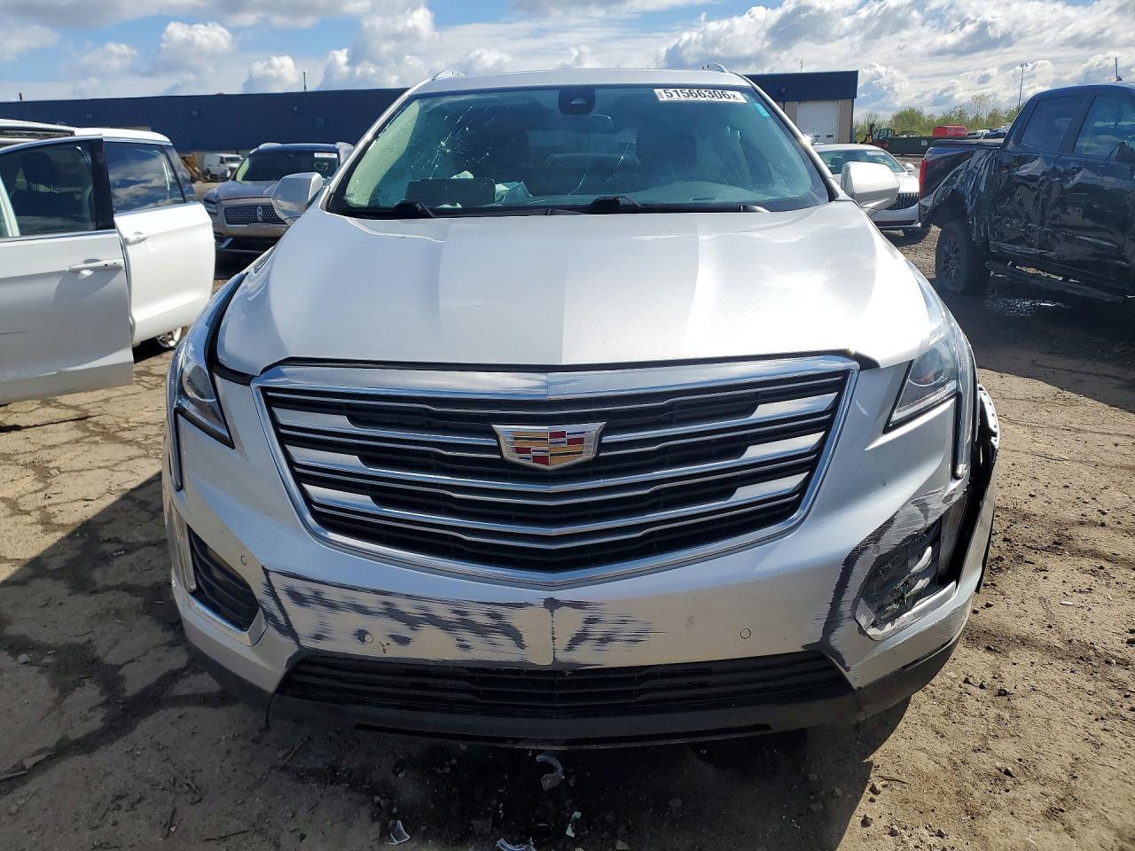 2019 Cadillac Xt5 Luxury - Image 5