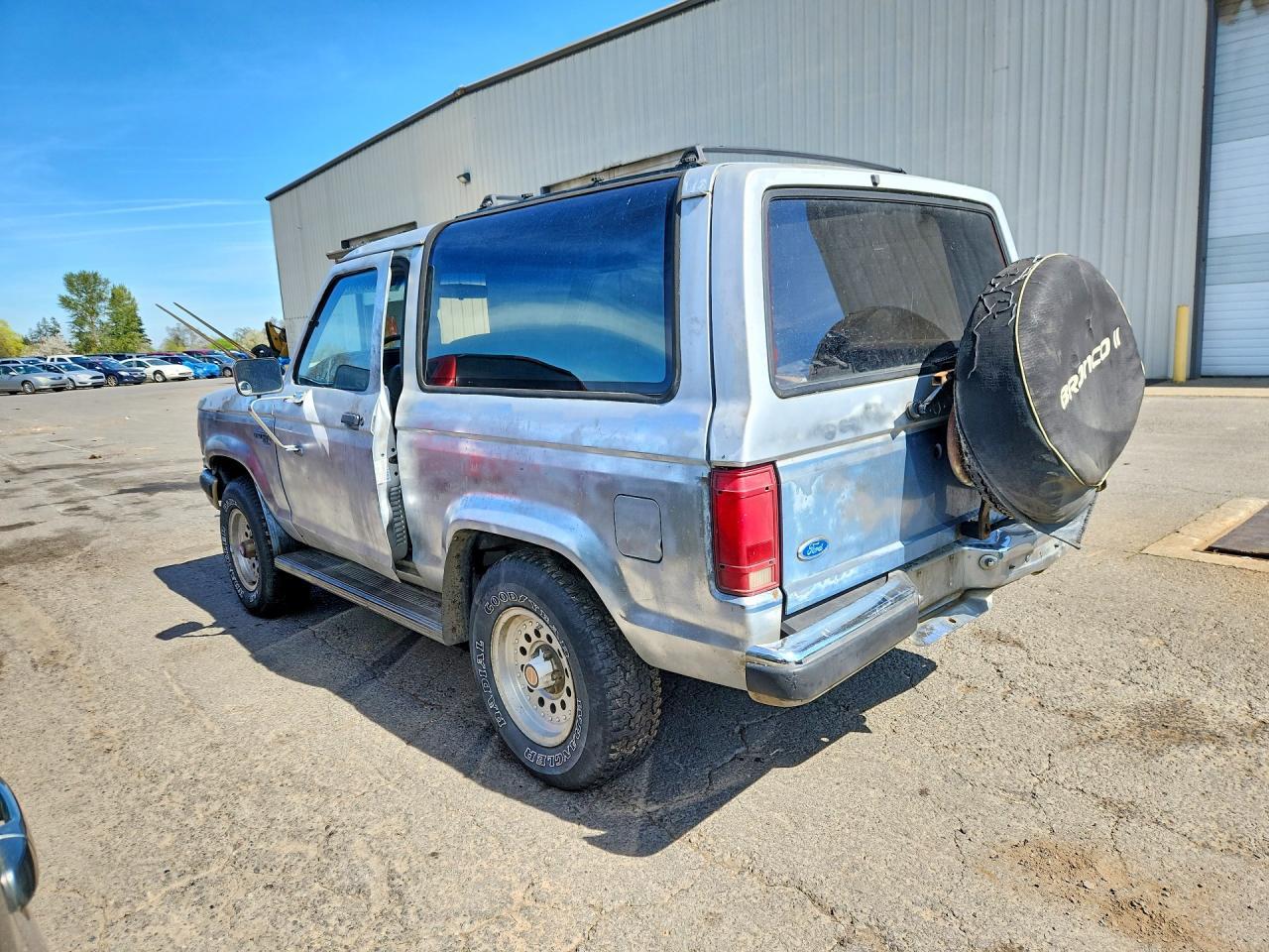 1989 Ford Bronco Ii - Фото 2