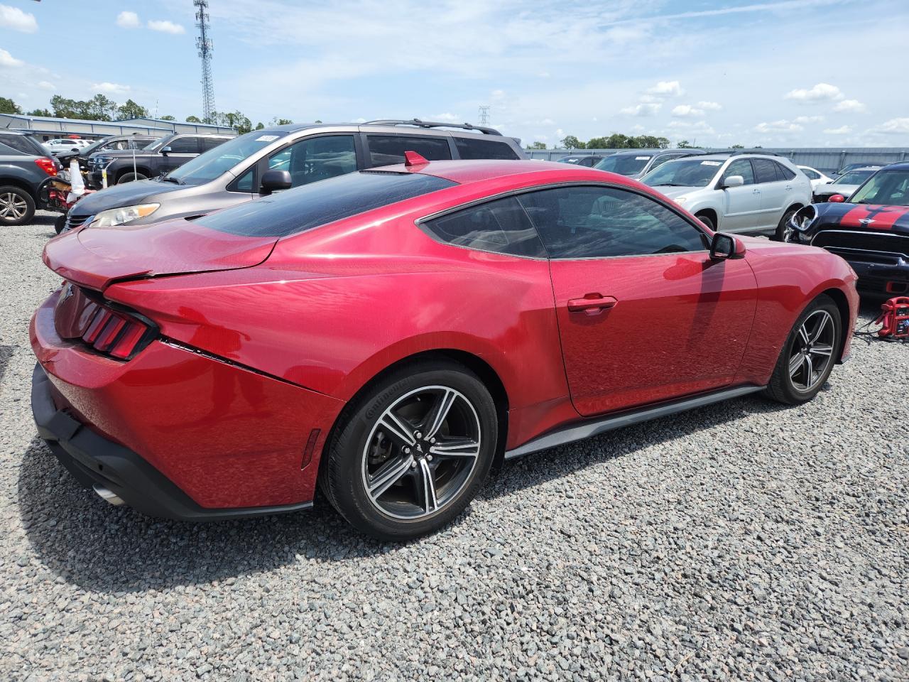 2024 Ford Mustang - Фото 3