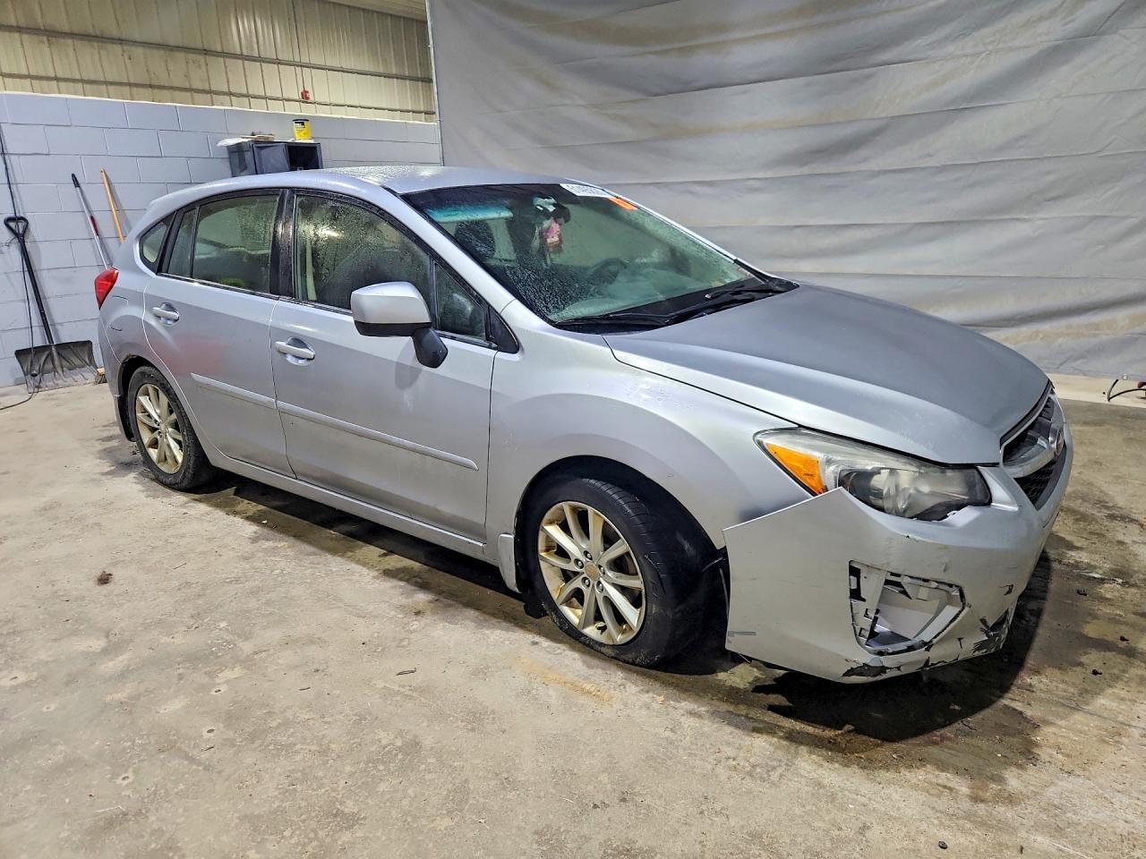 2014 Subaru Impreza Premium - Фото 4