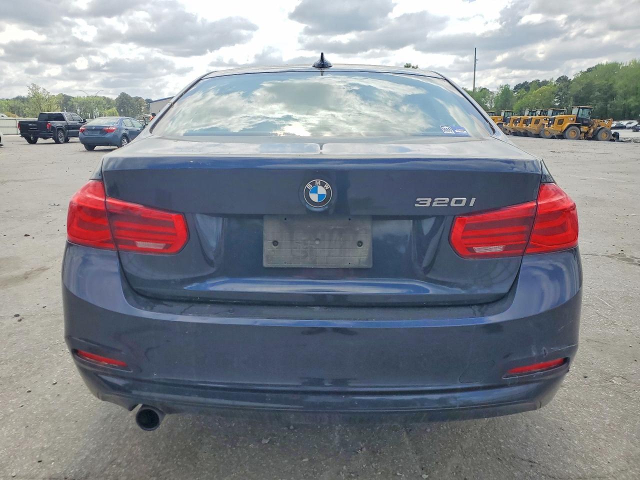 2016 BMW 320 I - Фото 6