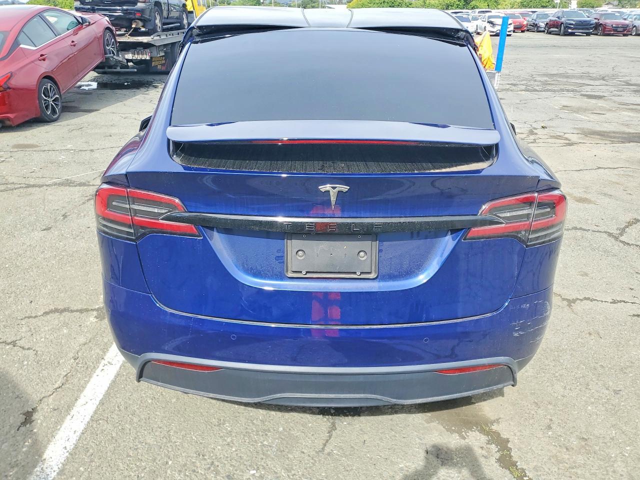 2023 Tesla Model X - Image 6