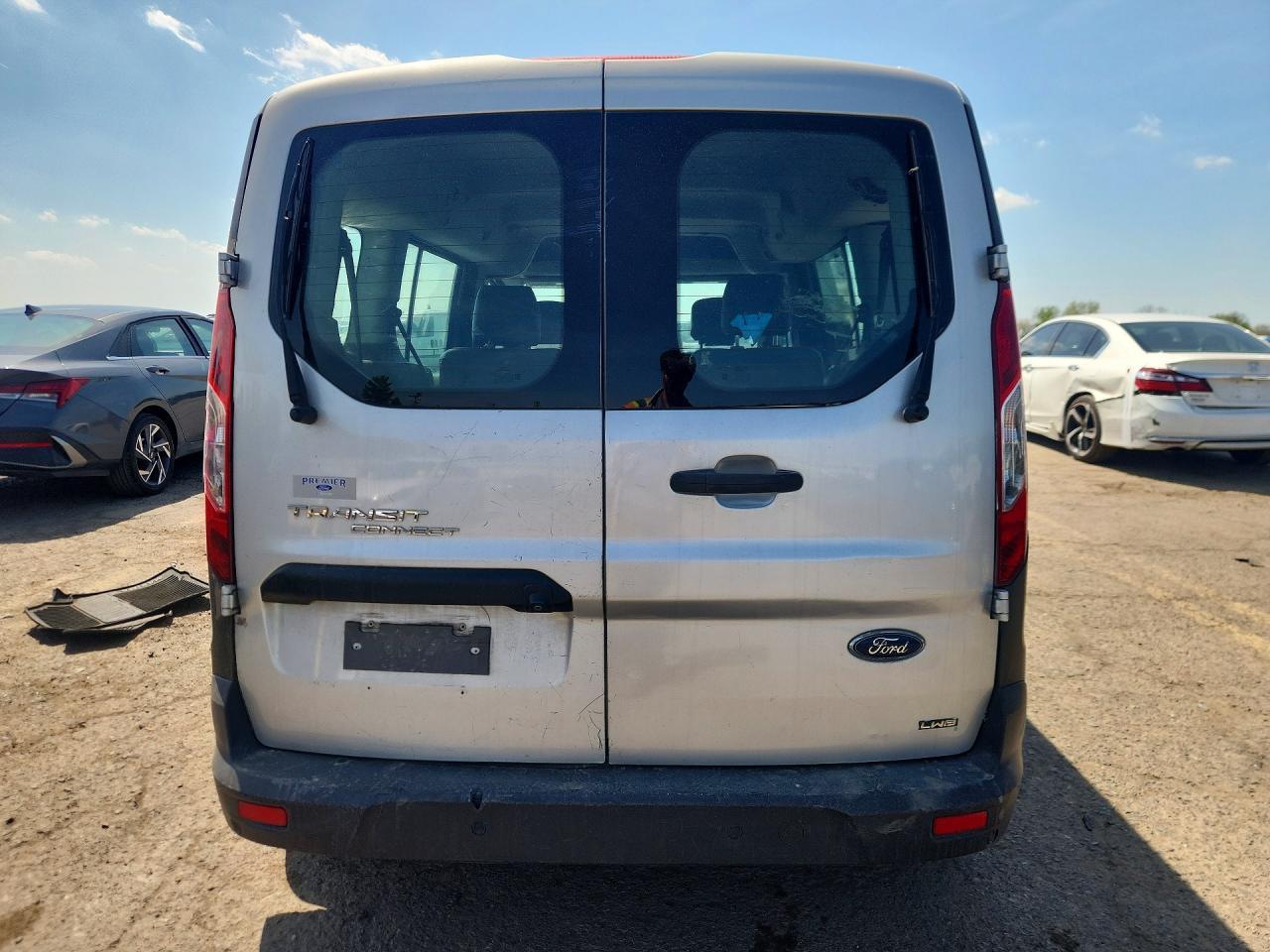 2019 Ford Transit Connect Titanium - Image 6