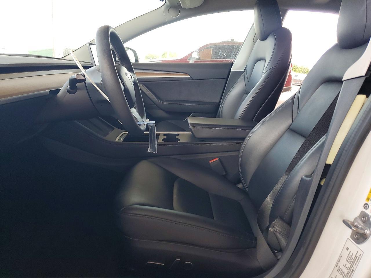 2021 Tesla Model 3 - Image 7