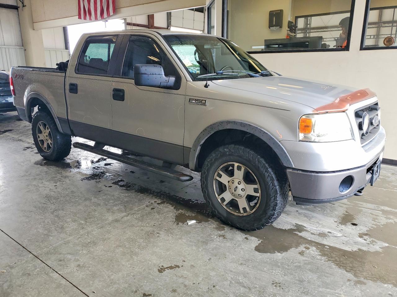 2007 Ford F150 Supercrew - Image 4