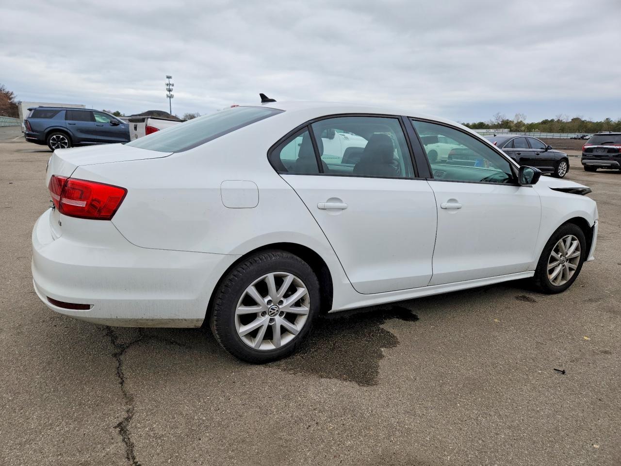 2015 Volkswagen Jetta Se - Фото 3