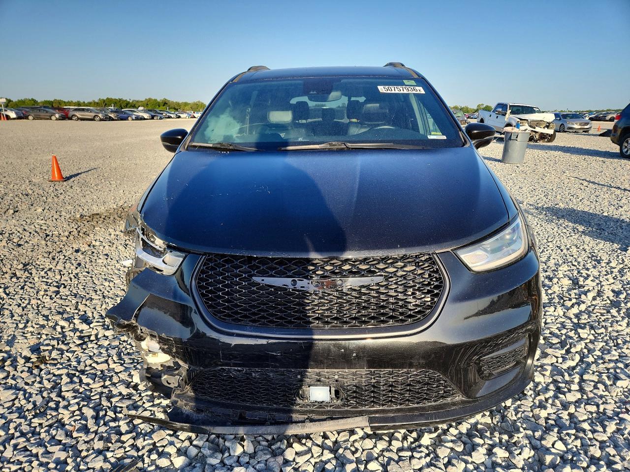 2022 Chrysler Pacifica Touring L - Image 5