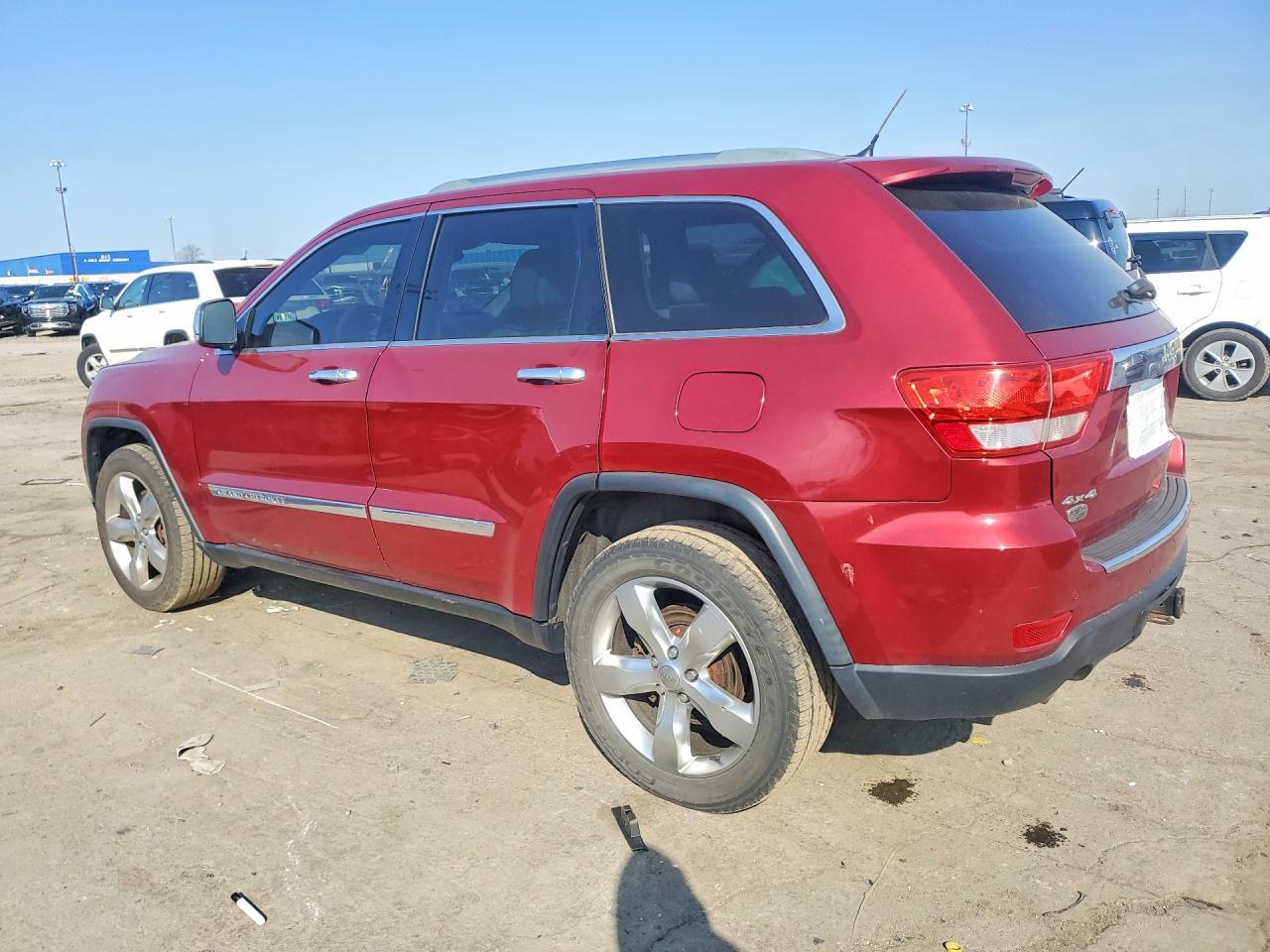 2012 Jeep Grand Cherokee Overland - Фото 2