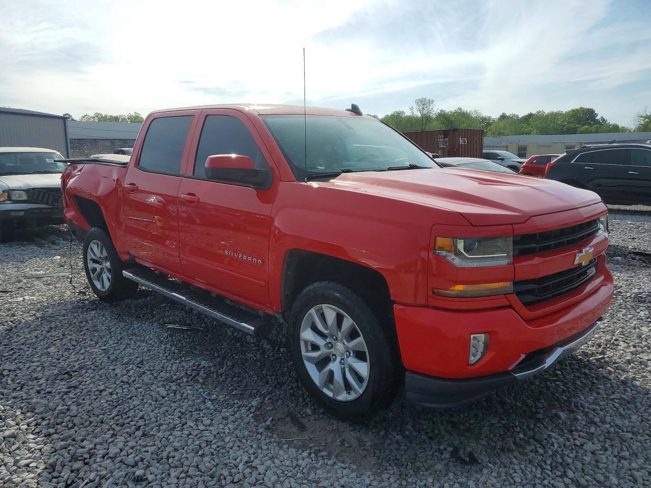2017 Chevrolet Silverado K1500 Lt - Image 4