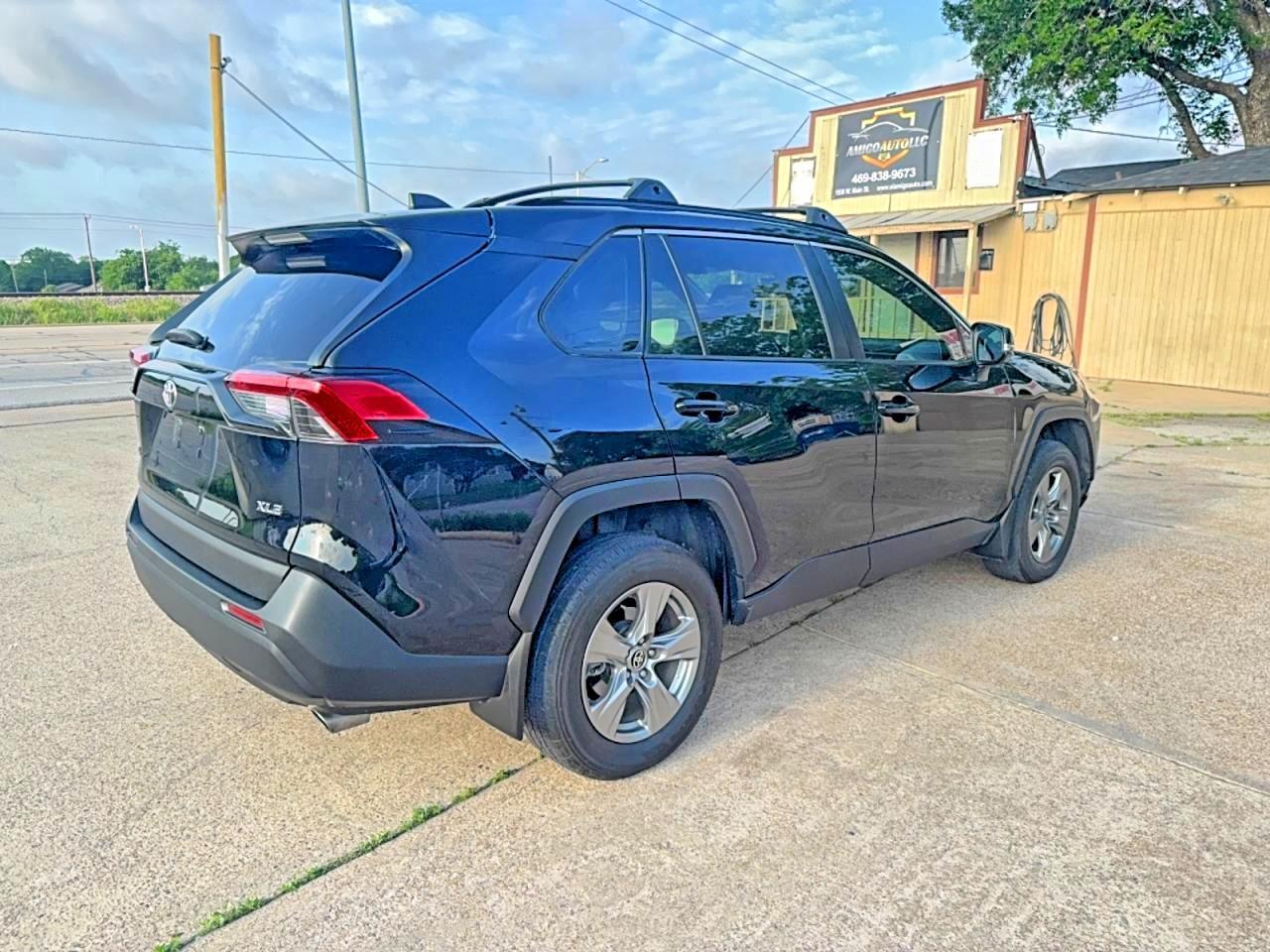 2024 Toyota Rav4 Xle - Image 4