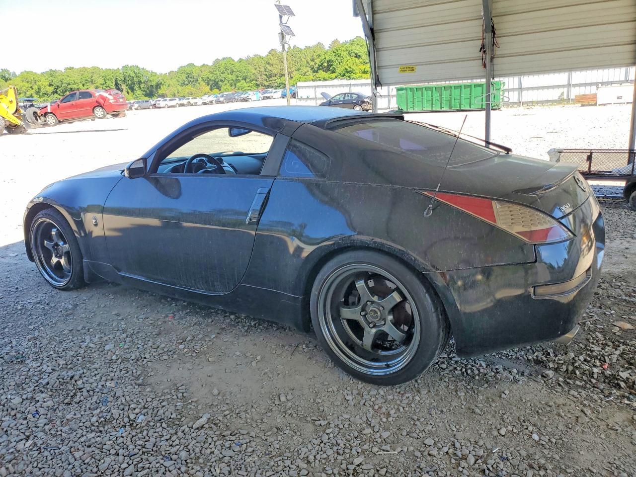 2007 Nissan 350Z - Image 2
