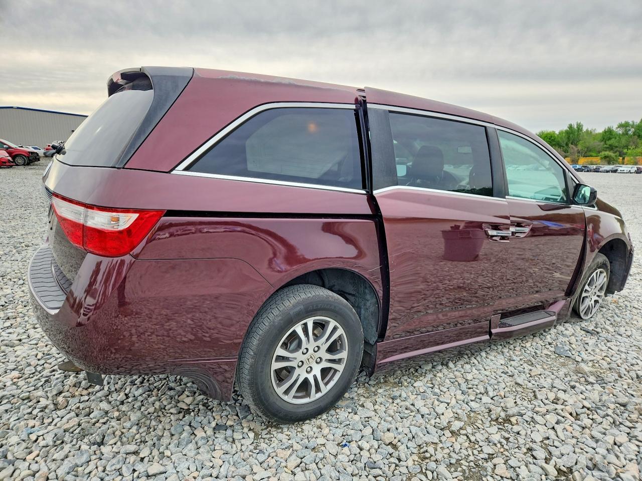 2012 Honda Odyssey Exl - Image 3