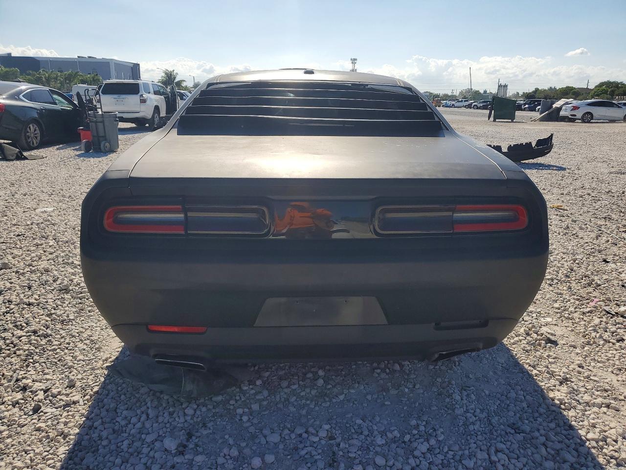 2015 Dodge Challenger Sxt - Фото 6
