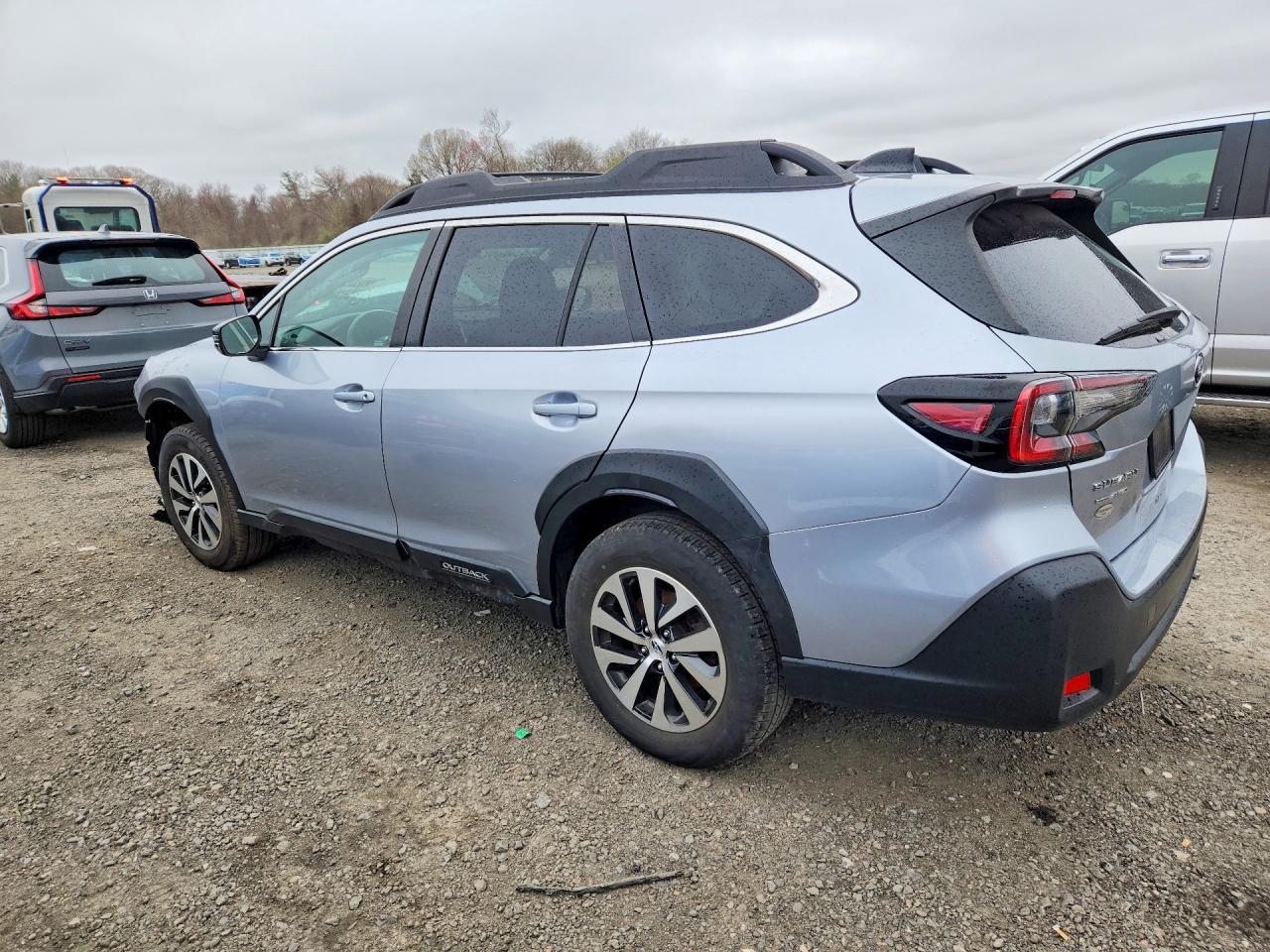 2024 Subaru Outback Premium - Image 2