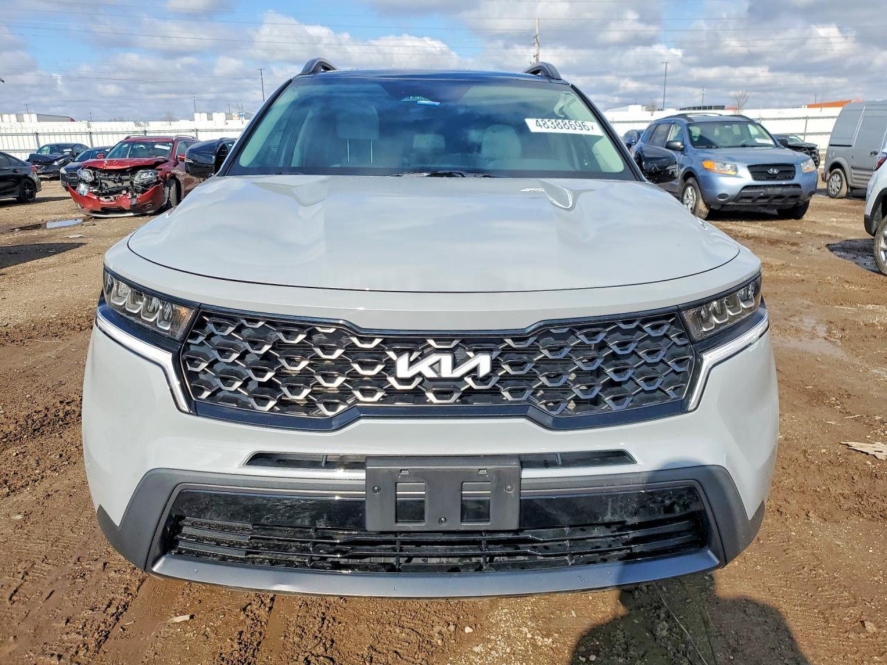 2022 Kia Sorento S - Фото 5
