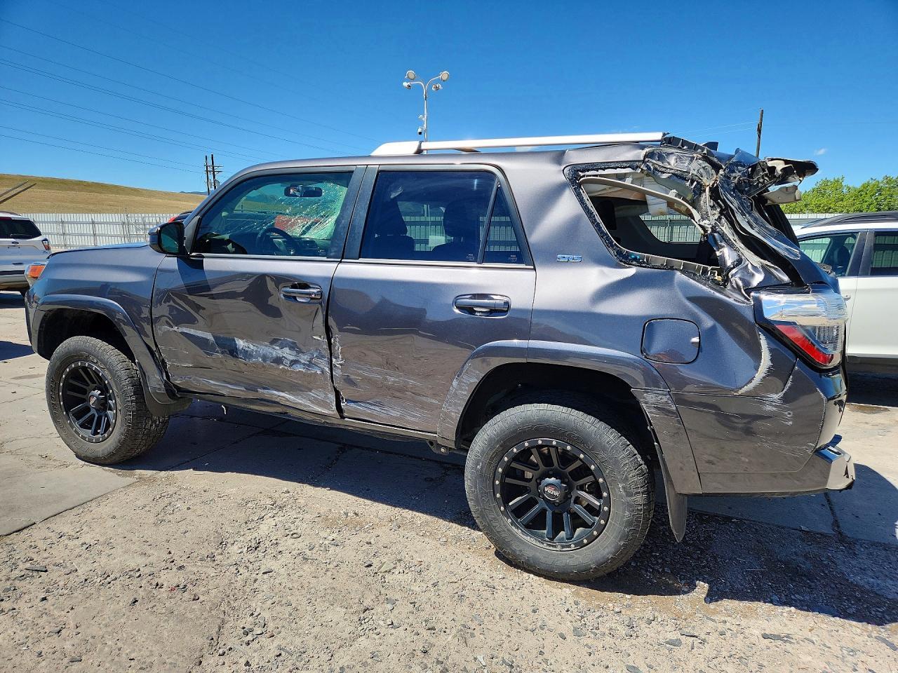 2018 Toyota 4Runner Sr5 - Фото 2