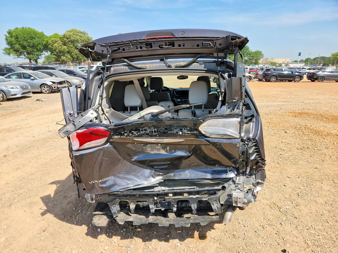 2021 Chrysler Voyager - Фото 6