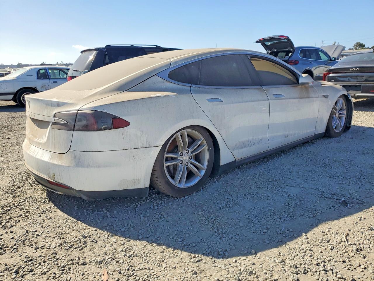 2013 Tesla Model S - Фото 3