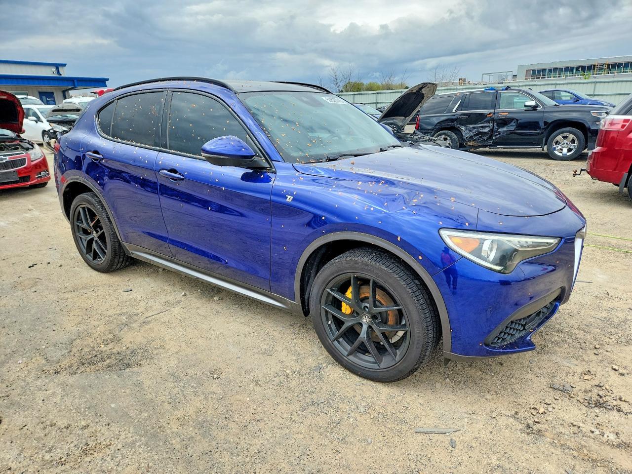 2022 Alfa Romeo Stelvio Ti - Фото 4
