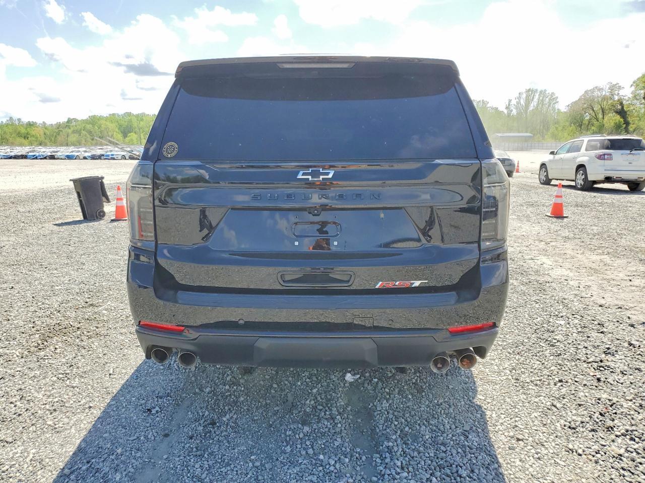 2025 Chevrolet Suburban K1500 Rst - Image 6