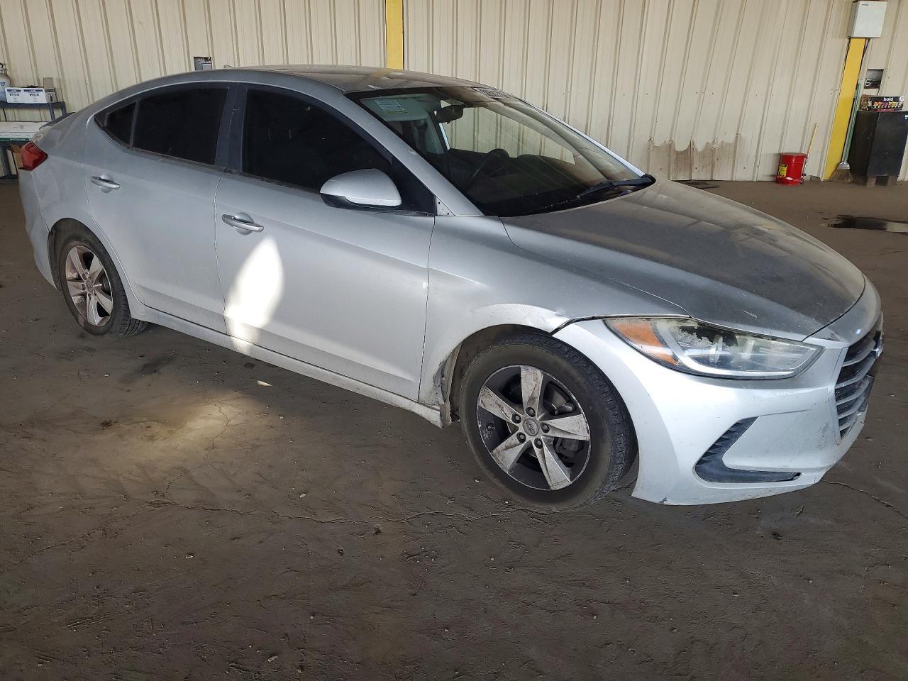 2018 Hyundai Elantra - Фото 4