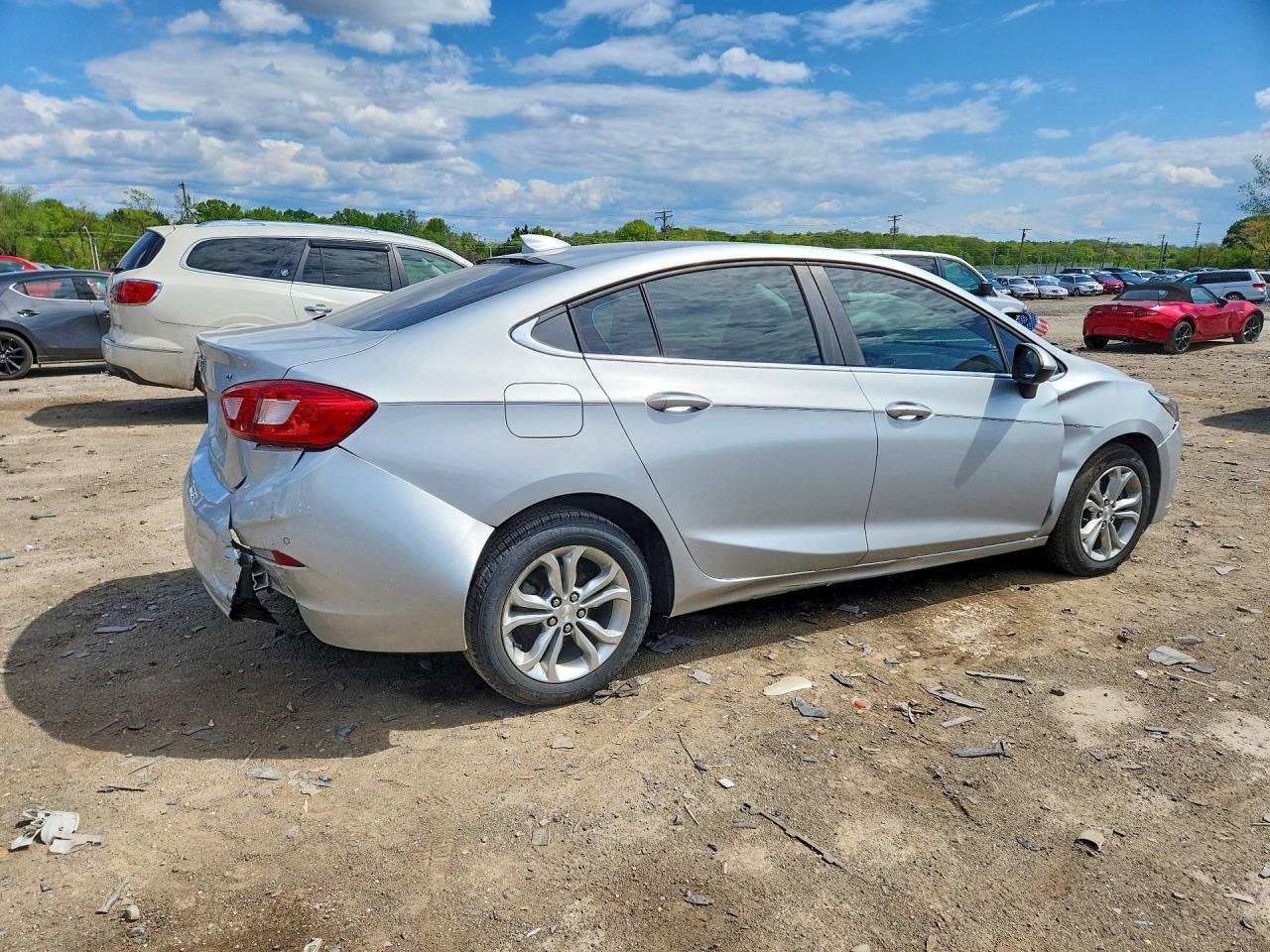 2019 Chevrolet Cruze Lt - Фото 3