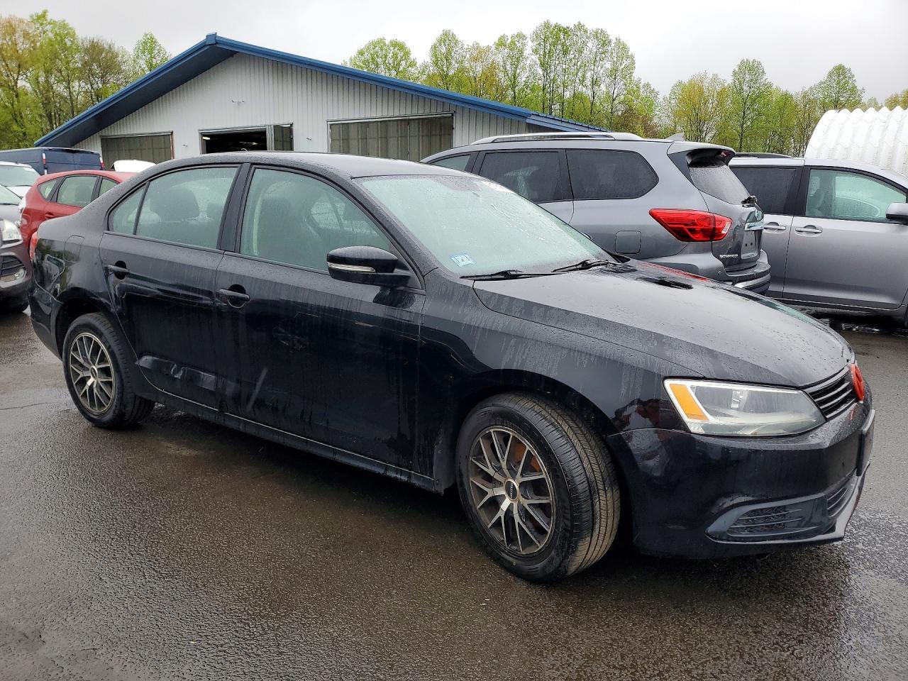 2014 Volkswagen Jetta Se - Image 4