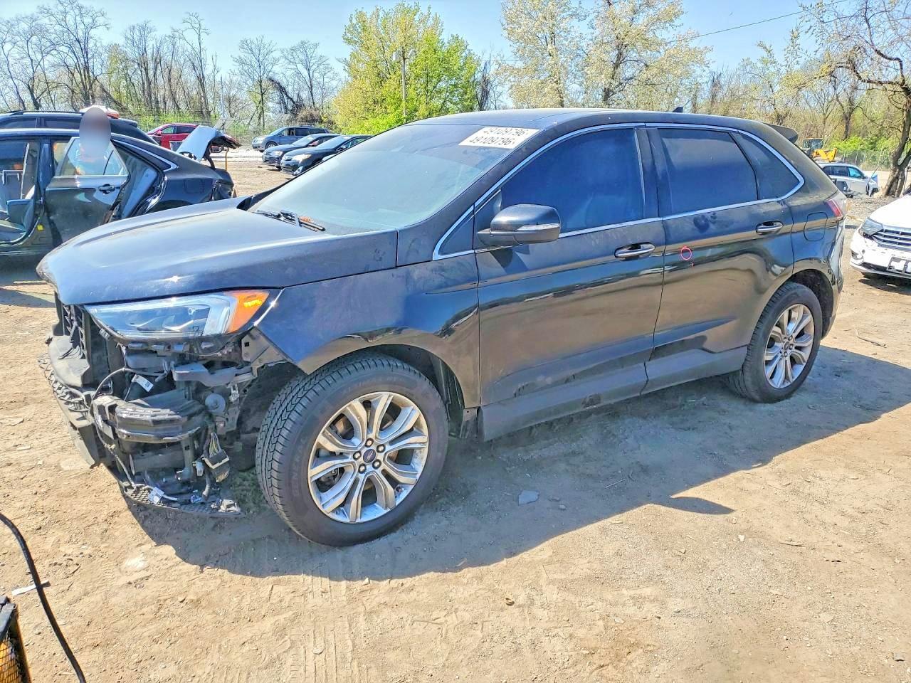 2020 Ford Edge Titanium