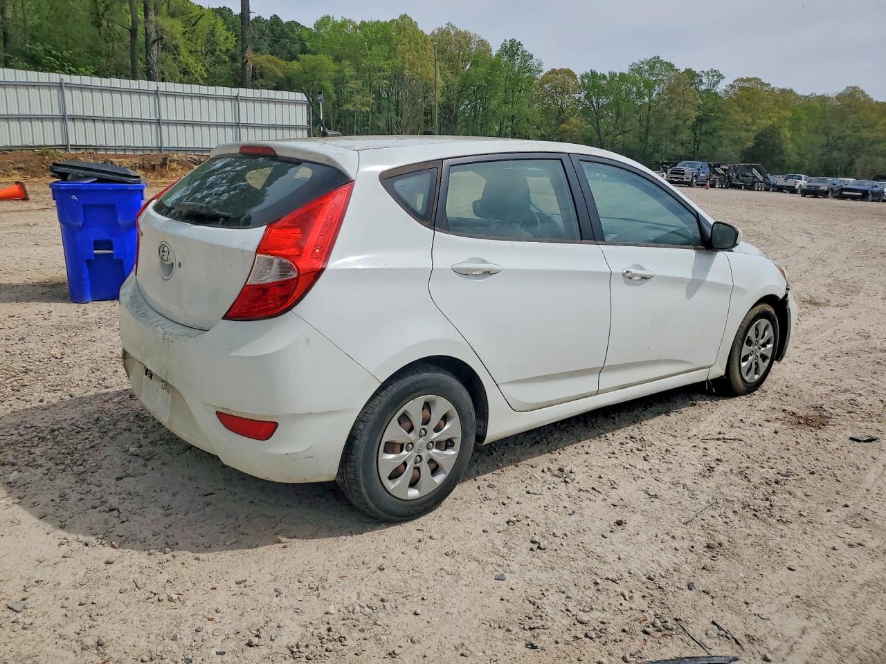 2015 Hyundai Accent Gs - Фото 3