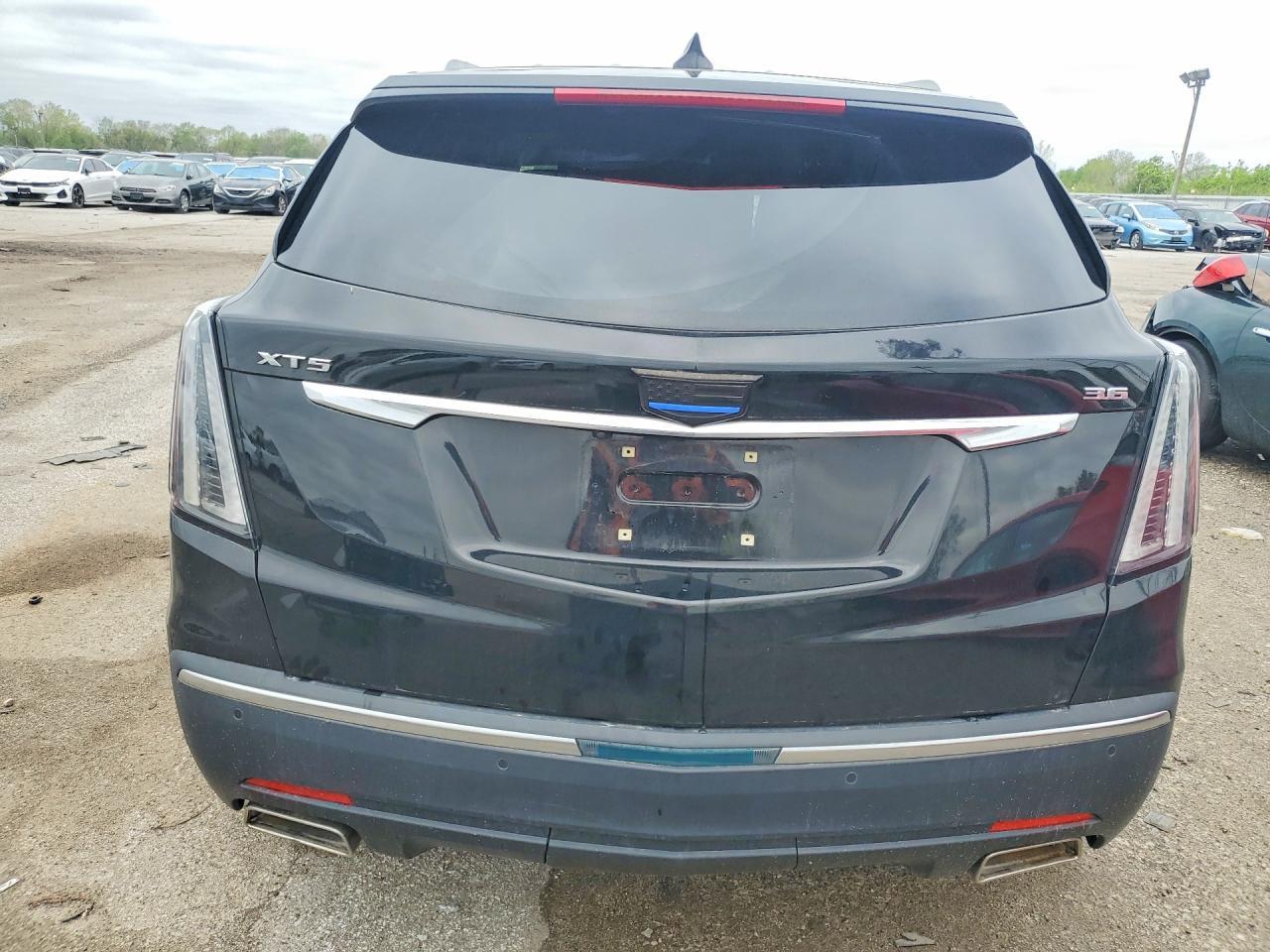 2018 Cadillac Xt5 Premium Luxury - Image 6