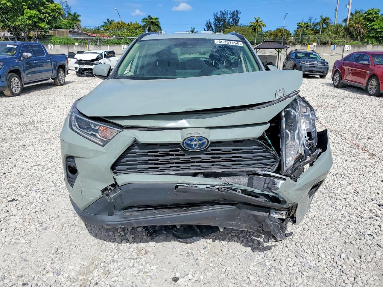 2020 Toyota Rav4 Hybrid Xle - Фото 5