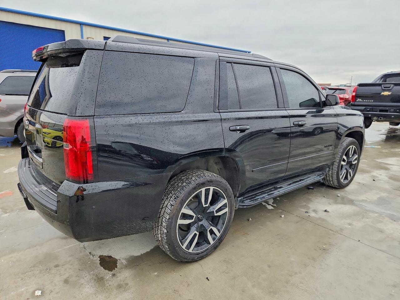 2019 Chevrolet Tahoe K1500 Premier - Фото 3