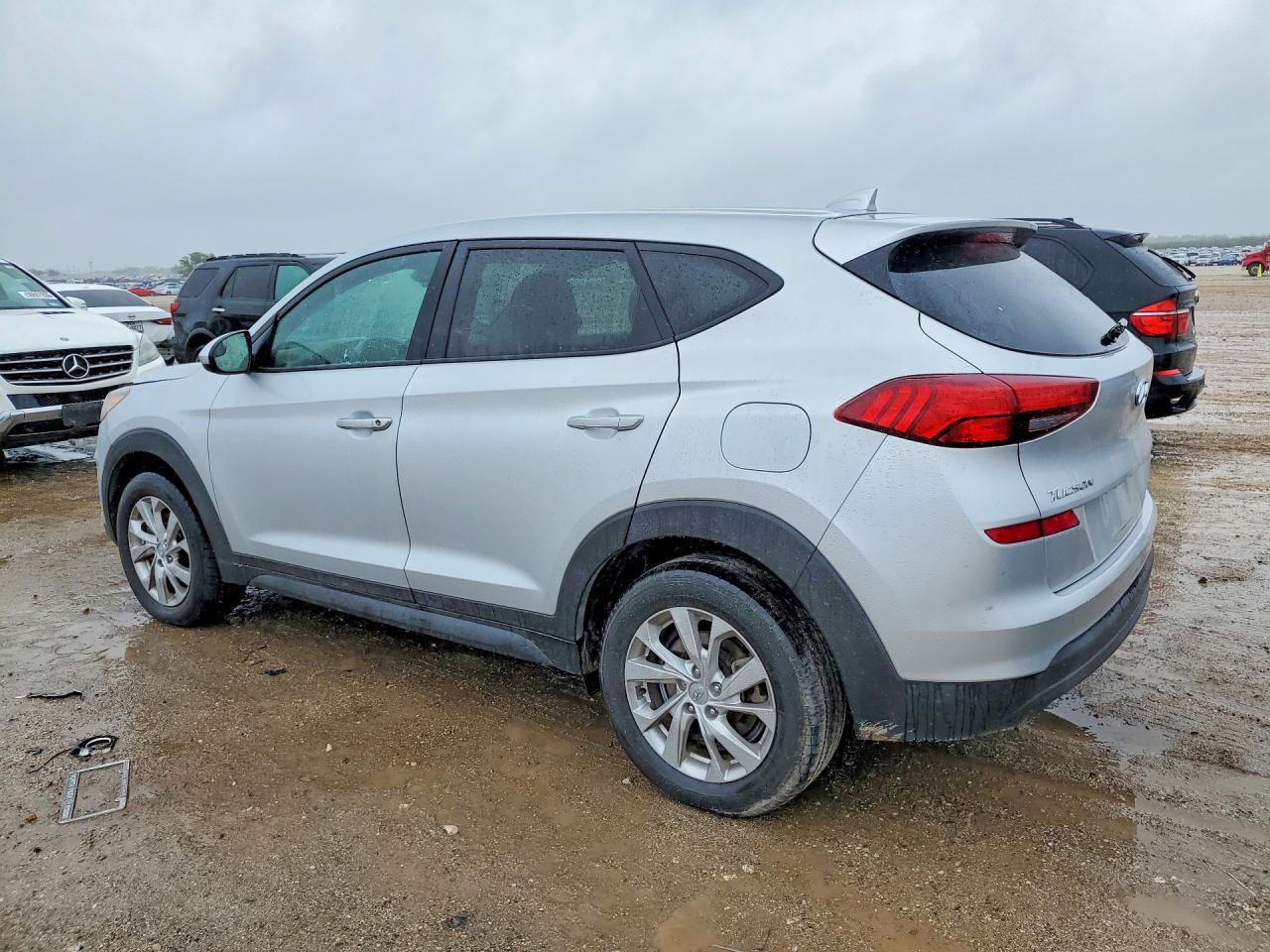 2019 Hyundai Tucson Se - Image 2