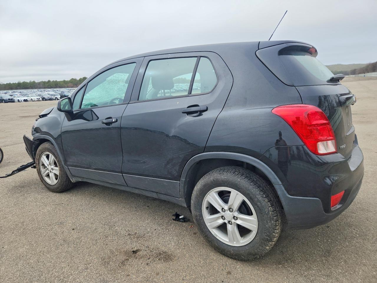 2019 Chevrolet Trax Ls - Фото 2