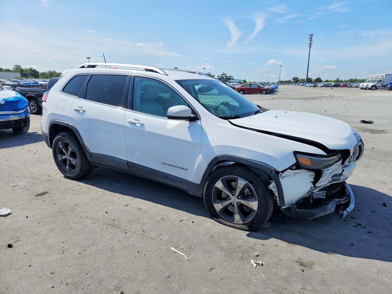 2019 Jeep Cherokee Limited - Image 4