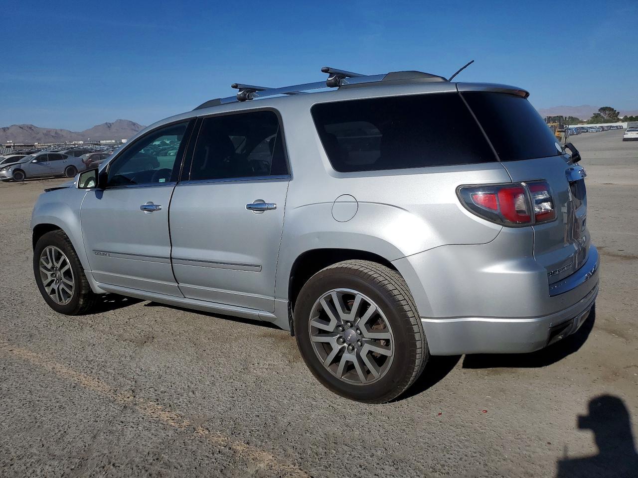2013 GMC Acadia Denali - Фото 2